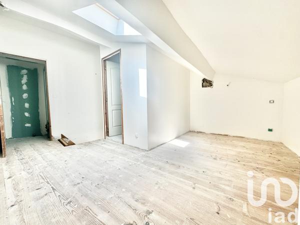 Immeuble à vendre 478 m² Bram