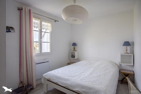 Maison 244 990 € Port-des-Barques 4 p 79 m² DPE D