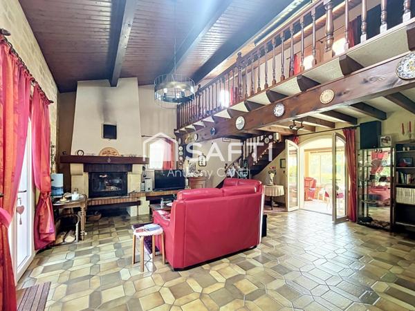 Maison familiale avec piscine à Blanquefort