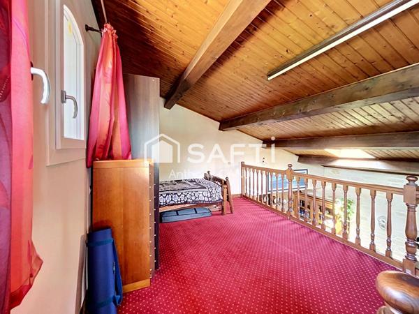 Maison familiale avec piscine à Blanquefort