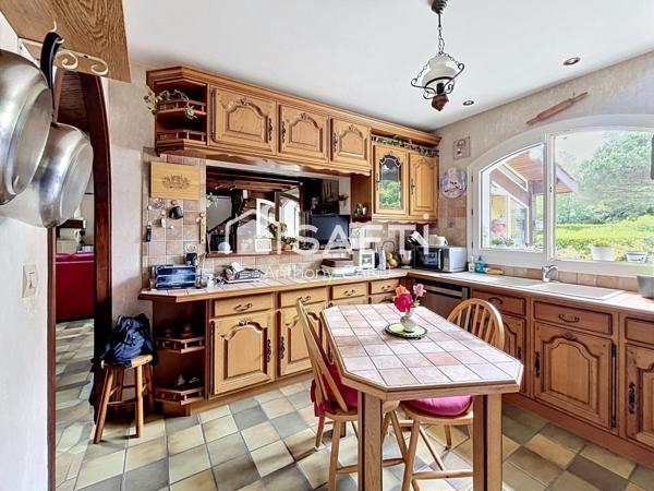 Maison familiale avec piscine à Blanquefort