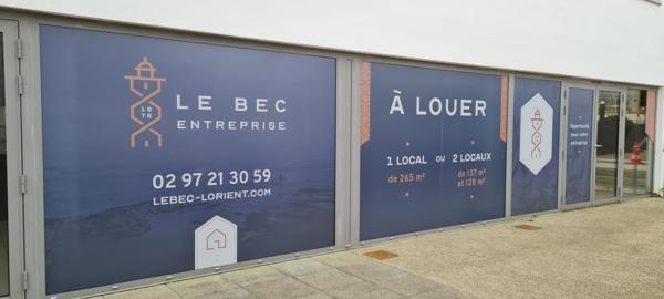 A LOUER : Local commercial ou professionnel sur Larmor-Plage 137m² possibilité 265m²