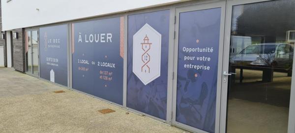 A LOUER : Local commercial ou professionnel sur Larmor-Plage 137m² possibilité 265m²