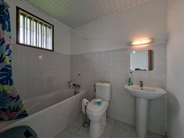 Matoury 4 pièce(s) 99 m2 + terrasse et abri voiture