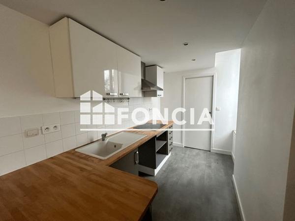 Location Appartement 3 pièces 53.68 m² - 14 AVENUE DE LA LIBERATION Poitiers 86000