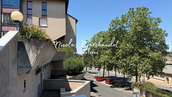 T3 63m2 lumineux avec loggia et parking