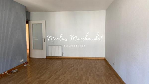 T3 63m2 lumineux avec loggia et parking