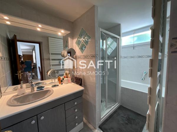 Grande maison familiale, lumineuse, proche des commodités, carte scolaire de Saint Germain en Laye