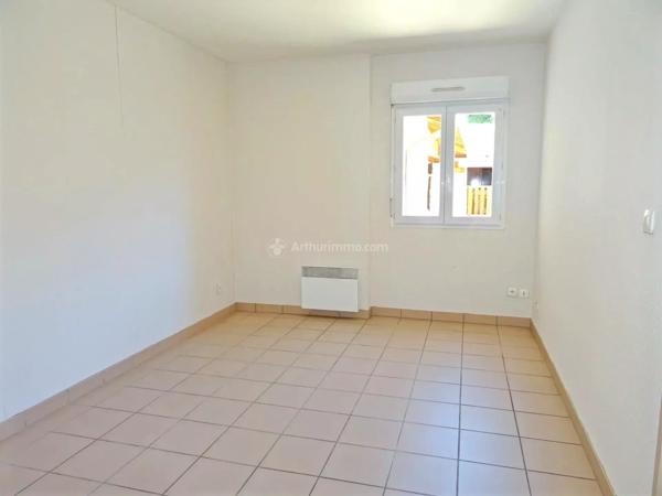 Location                                                      Appartement
                        
                     2 pièces                      64 m2                     à Saint-Jean-de-Bournay