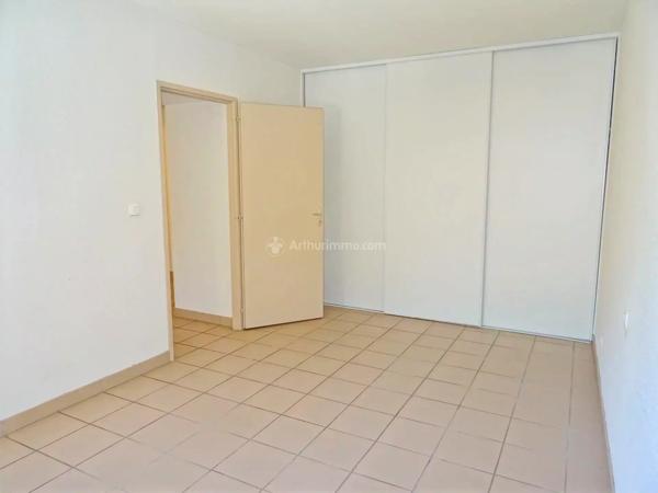 Location                                                      Appartement
                        
                     2 pièces                      64 m2                     à Saint-Jean-de-Bournay