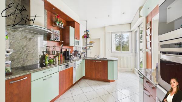 Appartement 6 pièces - 188 m²