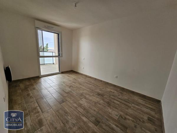 Appartement à louer 2 pièces 42m² Nîmes (30000)