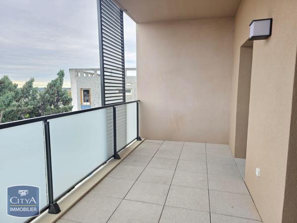 Appartement à louer 2 pièces 42m² Nîmes (30000)