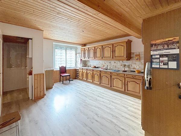 Maison de village 155 m² – Jardin 575 m² – Fort potentiel – Les Casses (11320)