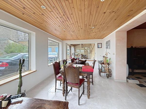 Maison de village 155 m² – Jardin 575 m² – Fort potentiel – Les Casses (11320)