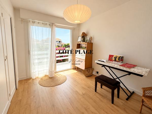 VAUX SUR MER PROCHE PONTAILLAC - MAISON 4 CHAMBRES GARAGE TERRAIN AU PRIX DE 699 000 € FAI