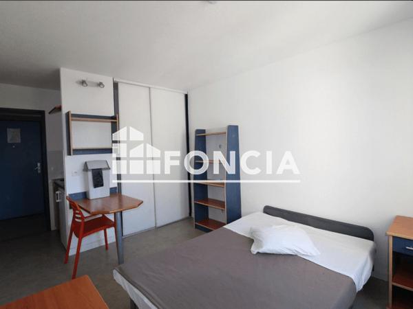Location Studio meublé 18.7 m² - LE BOTTICELLI Fontaine 38600