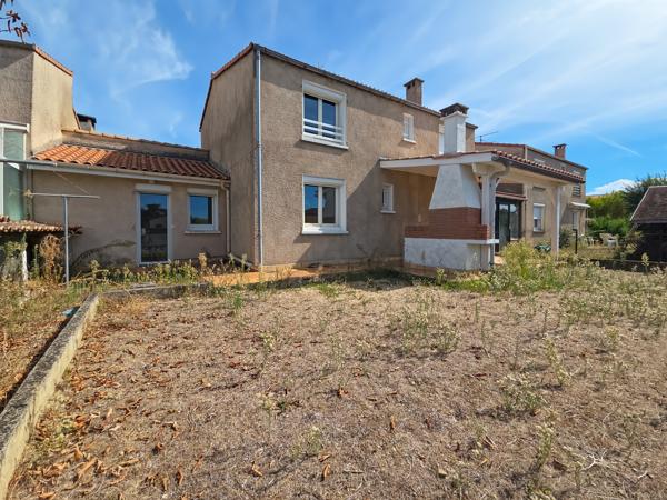 AUCAMVILLE – MAISON FAMILIALE 105 M² + 26 M² D’ANNEXES