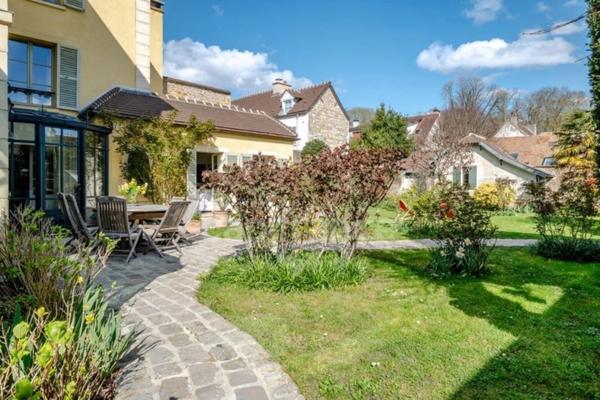 Maison à vendre 8 pièces LOUVECIENNES (78)