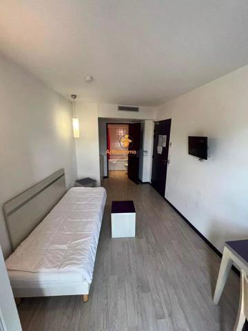 Vente                                                      Appartement
                        
                     1 pièces                      17 m2                     à Lourdes