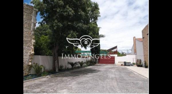 Investissement - IMMEUBLE - Parcelle 1070 m² – 10 min de Nîmes