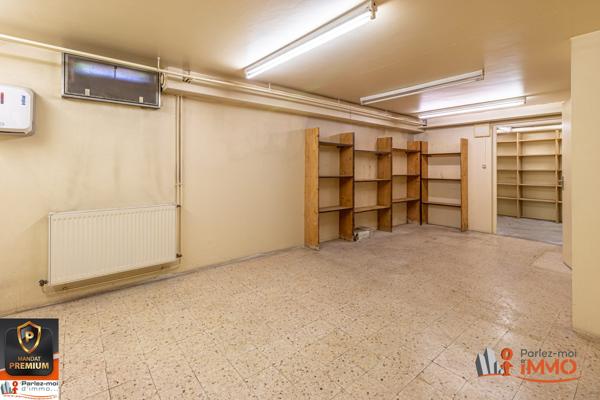 EMPLACEMENT PREMIUM - Local Commercial à Vendre, 95 m² - Tarare 69170