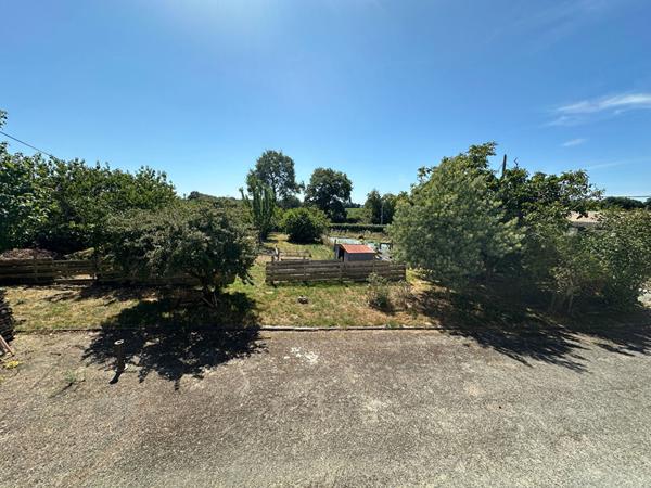 Maison en pierre 4 chambres à vendre à Aizenay