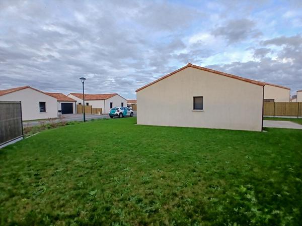Maison récente Les Landes Genusson 3 pièce(s) 68 m2