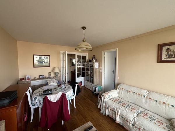 3 pieces dans une résidence avec grand parc arboré