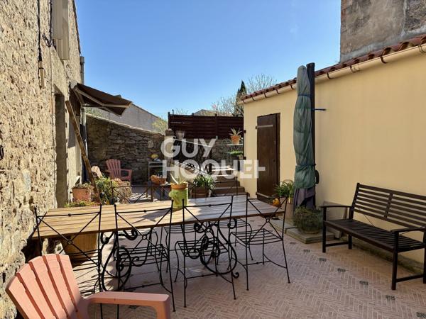 CAPENDU - Maison en pierre 185 m², 5 chambres, garage sur terrain de 261 m²