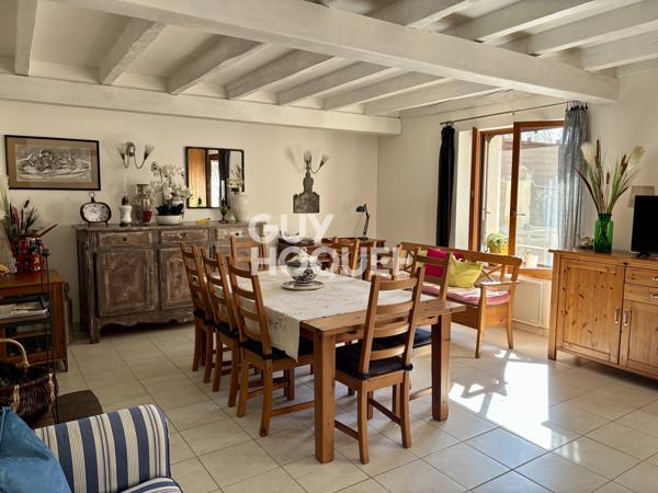 CAPENDU - Maison en pierre 185 m², 5 chambres, garage sur terrain de 261 m²