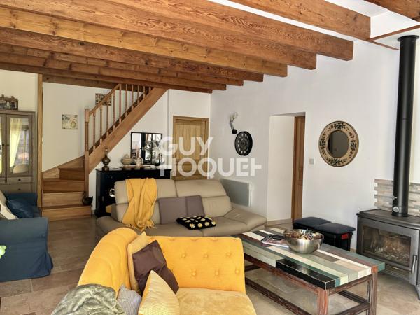 CAPENDU - Maison en pierre 185 m², 5 chambres, garage sur terrain de 261 m²