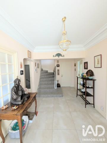 Maison à vendre 6 pièces 185 m² Chambray-lès-Tours