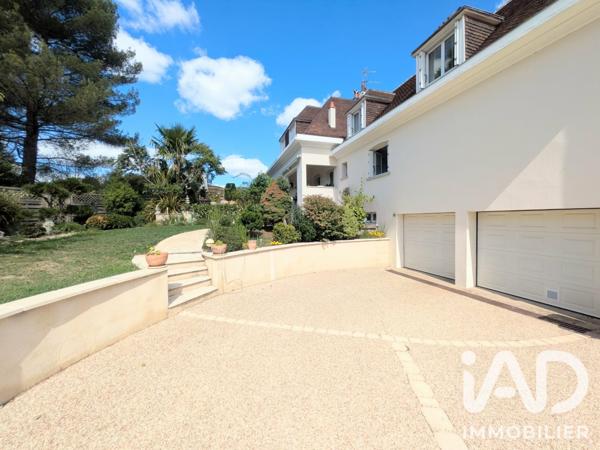 Maison à vendre 6 pièces 185 m² Chambray-lès-Tours