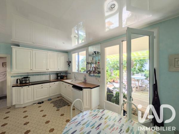 Maison à vendre 6 pièces 185 m² Chambray-lès-Tours