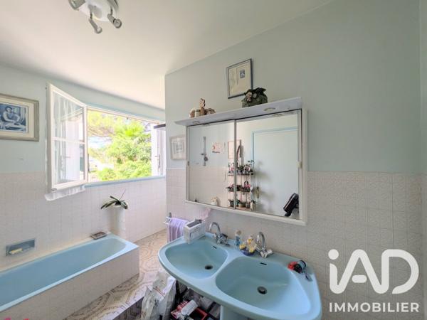 Maison à vendre 6 pièces 185 m² Chambray-lès-Tours
