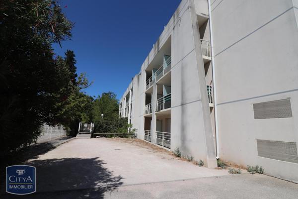 Location parking Avignon (84)