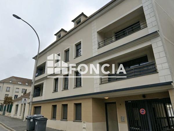 Location Appartement 3 pièces 62 m² - 9 RUE DU PRESSOIR Villiers Le Bel 95400