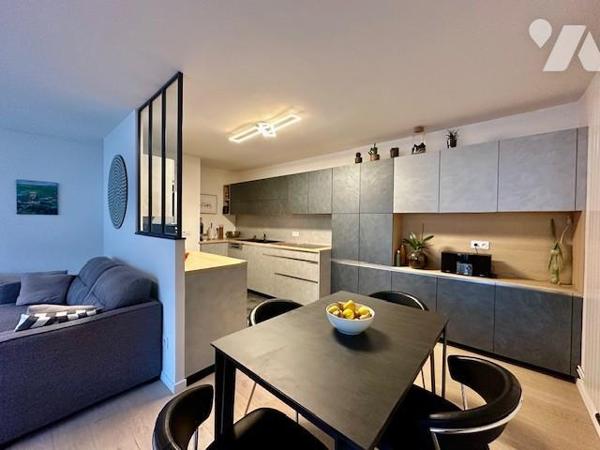 ANGERS Centre-ville – Quartier prisé entre la place du Lycée et Foch