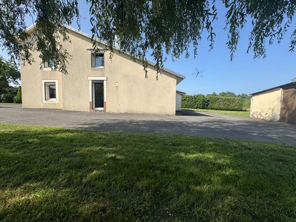 MAISON ATYPIQUE CAMPAGNE  6 PIECES 125 m2 TERRAIN 3174 M²  PROCHE LURE