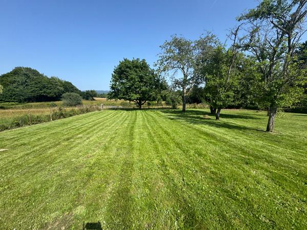 MAISON ATYPIQUE CAMPAGNE  6 PIECES 125 m2 TERRAIN 3174 M²  PROCHE LURE