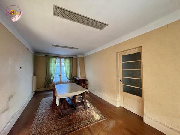 Maison à rénover sur CHATEAUBERNARD. Amoureux ...