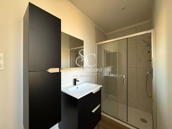 Gond Pontouvre Maison avec 4 chambres , entièrement rénovée