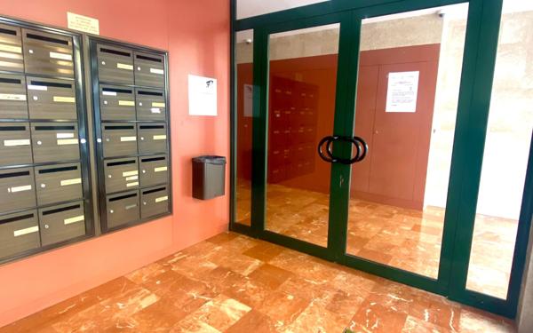 Appartement à vendre    4 pièces • 92,83 m2 Lyon 3