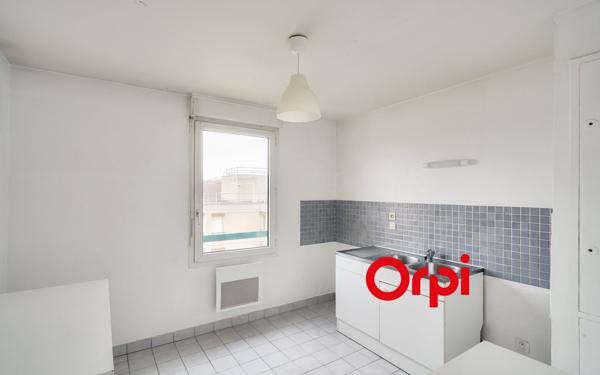 Appartement à vendre    4 pièces • 92,83 m2 Lyon 3