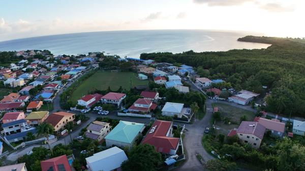 Appartement Sainte Luce 4 pièce(s) 86 m2 jardin 165m2 proche plage