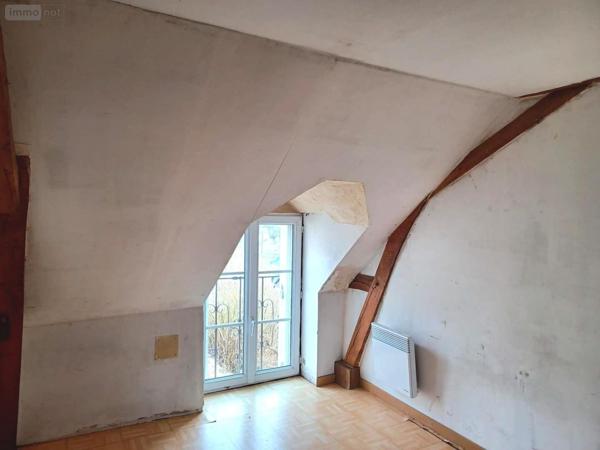 Maison à vendre à Villaines-les-Rochers dans l'Indre-et-Loire (37190), ref : 094/1003