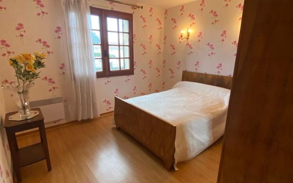 Maison à vendre    3 pièces •  Saint-Loubès