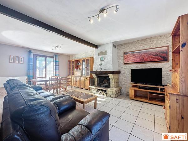 idéalement située proche commodités et gare