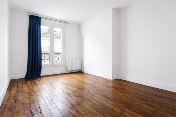 Appartement 2 pièces plein de potentiel – 10e arrondissement, Paris